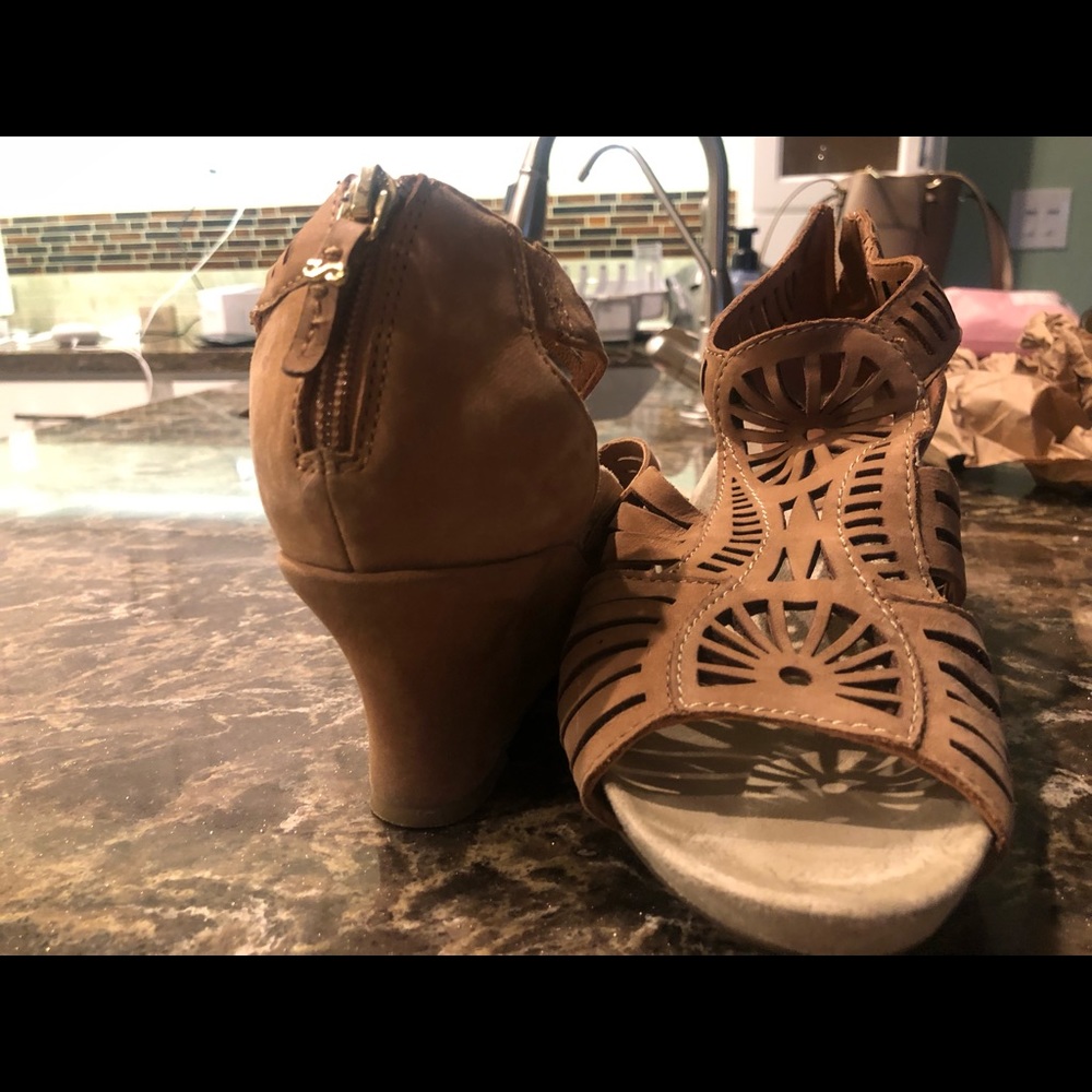 Wedges - Picture 3 of 6